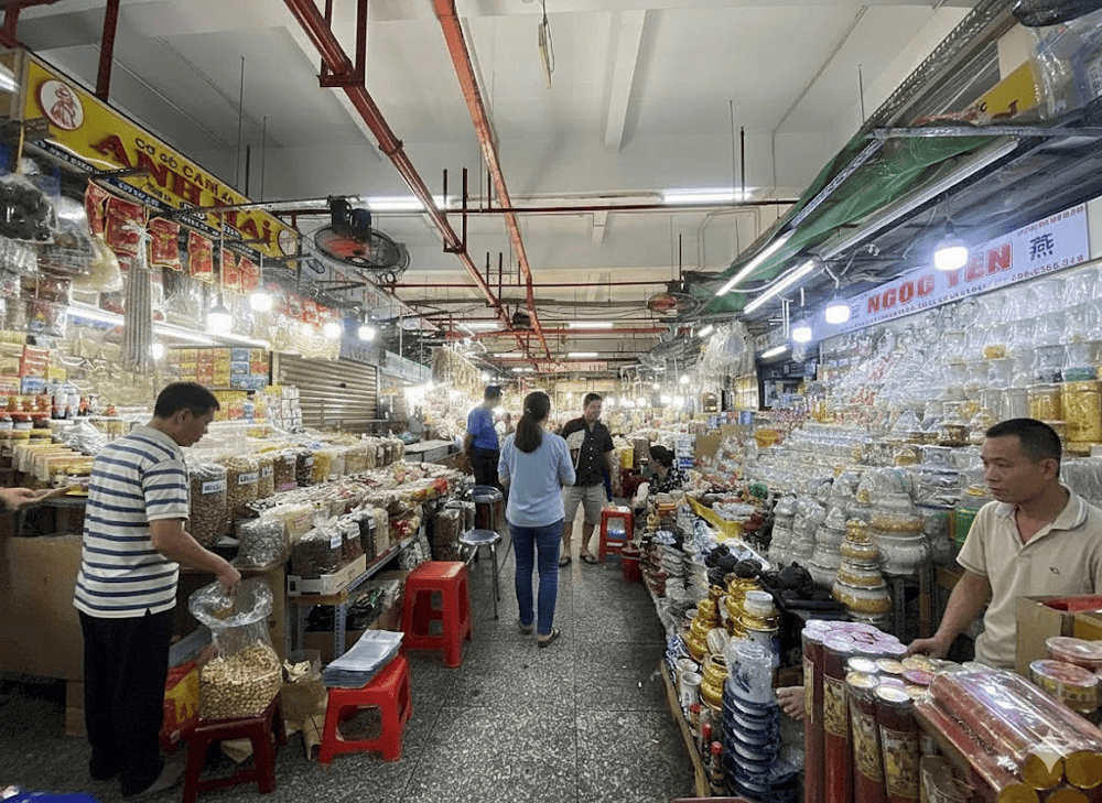 An Dong Market captures the spirit of Saigon’s market culture